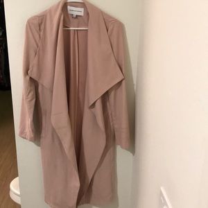 Cupcakes and cashmere pink trench